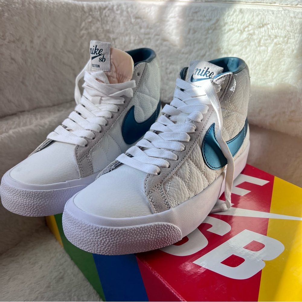 NWB- Nike SB Blazer Mid "Eric Koston" White and Teal High-Top Sneakers